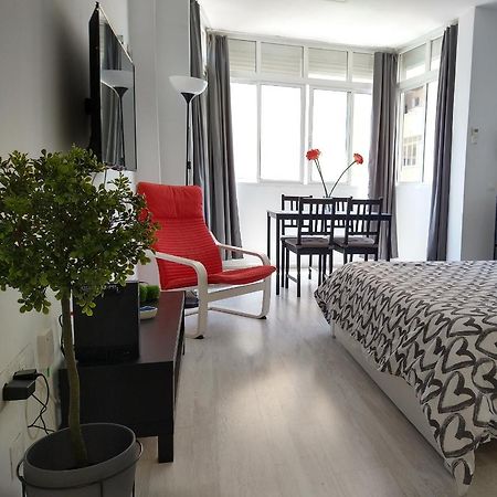 Amplio Estudio,Vista Mar Y Montana, A Pasos Del Centro トレモリノス エクステリア 写真